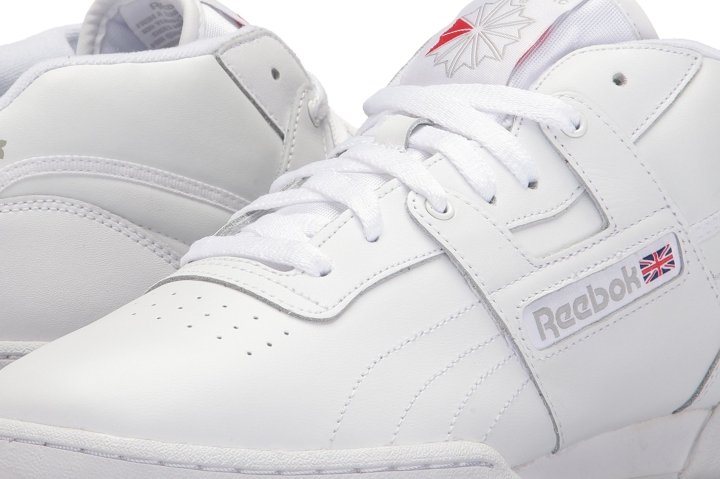 reebok workout mid